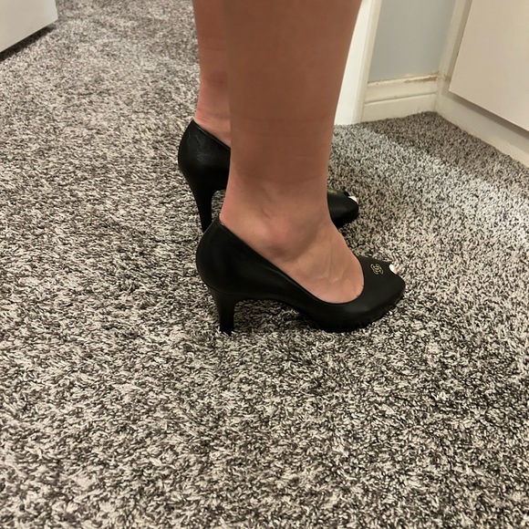 Chanel peep toe high heel leather is like butter size 38 - Picture 3 of 10